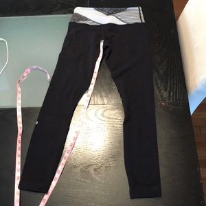 Lululemon wunder under size 4